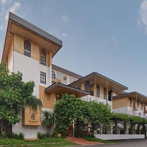 The Motifs Eco Hotel - Sha Extra Plus